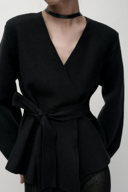 BELTED BLAZER WITH SHOULDER PADS