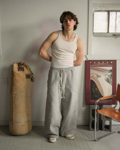 Abstract - Clean Baggy Jogger