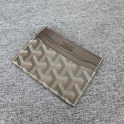 Dimention Card Holder